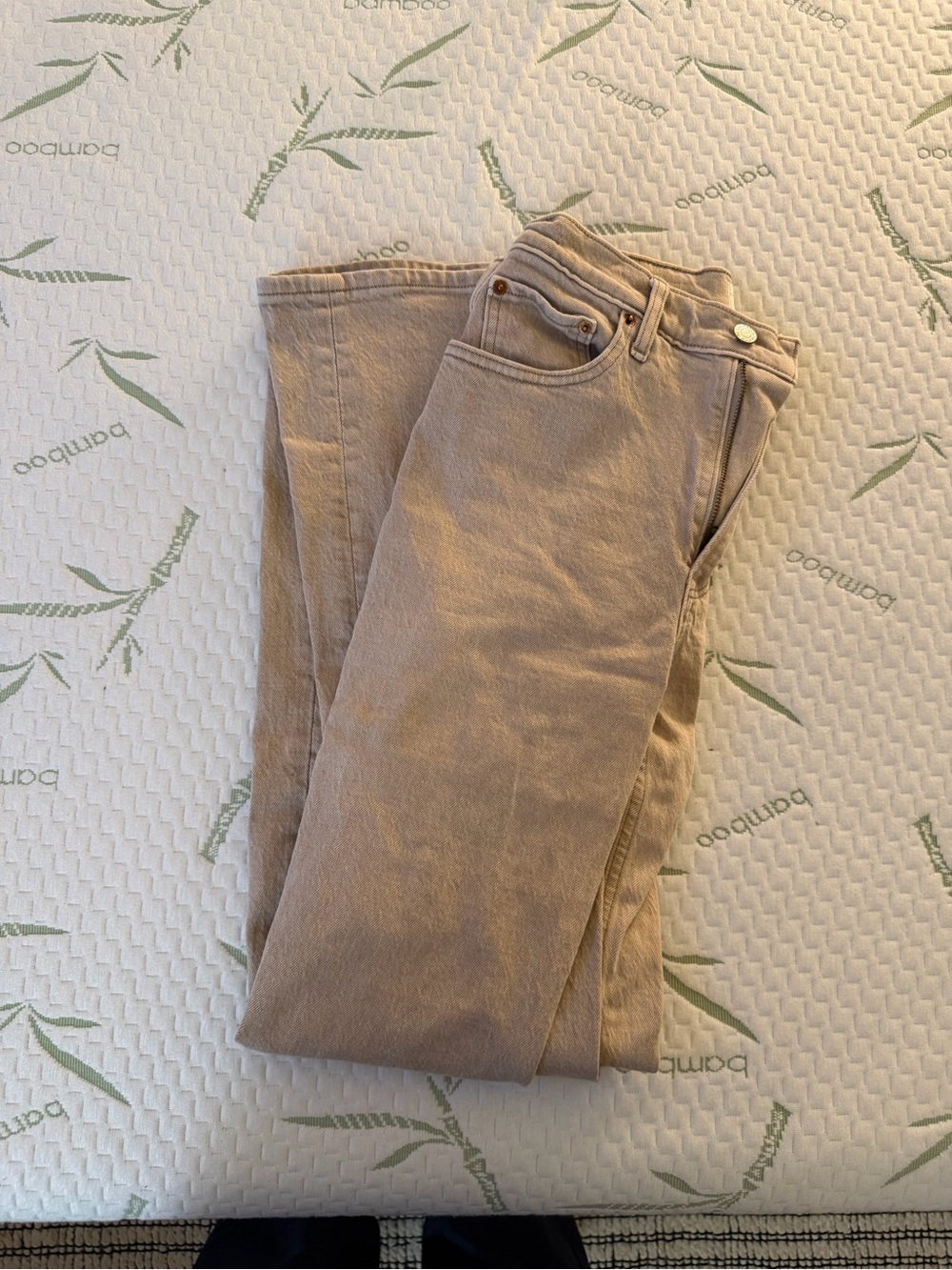 Abercrombie & Fitch Straight-Leg Jeans in Light Beige